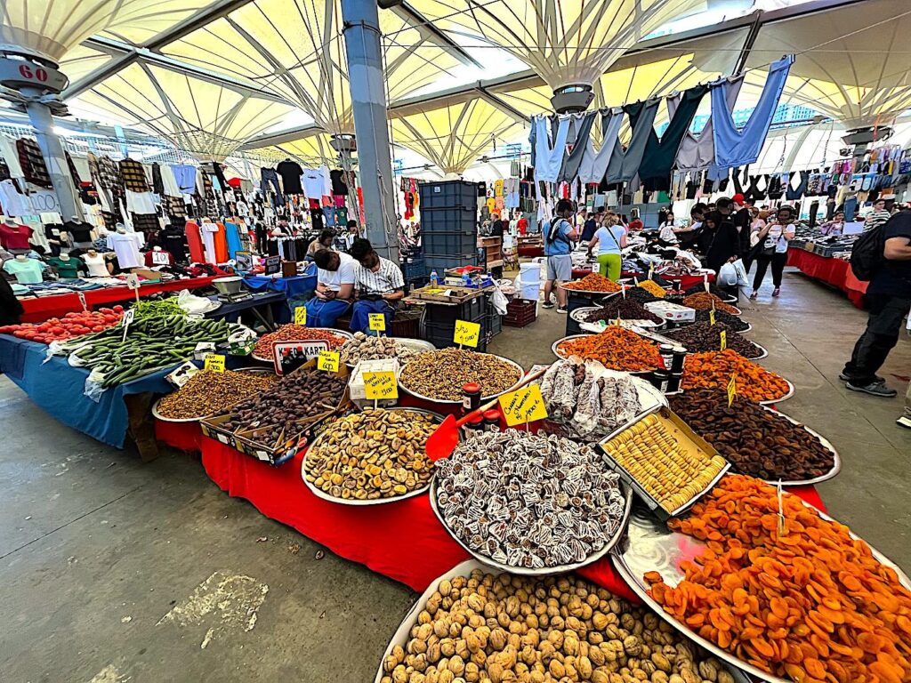 Dried Fruits & Nuts