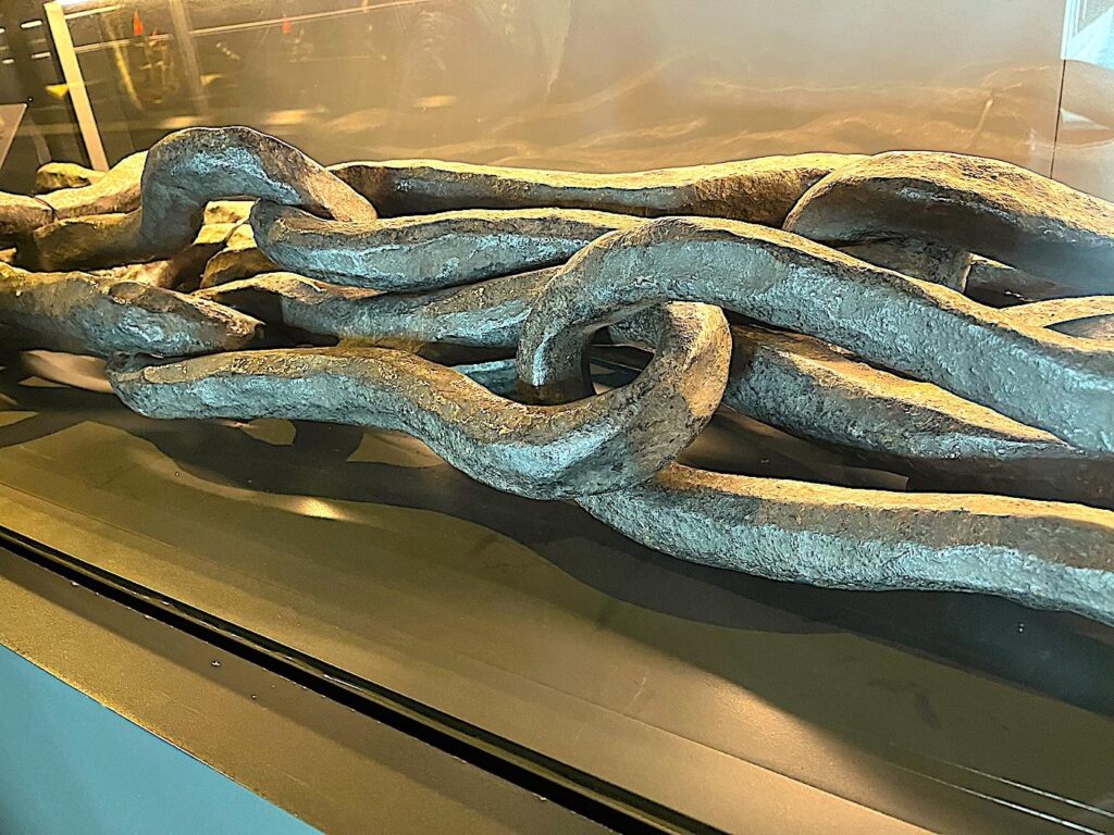 Golden Horn Chain (1453)