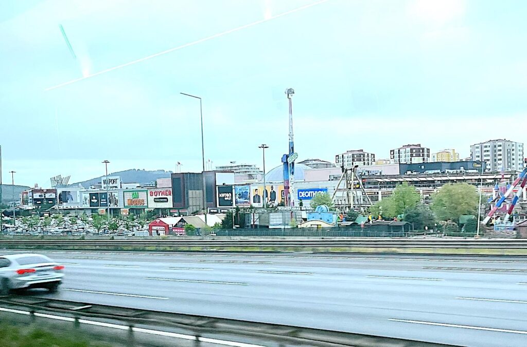 Istanbul Shopping - Viaport Asia Mall
