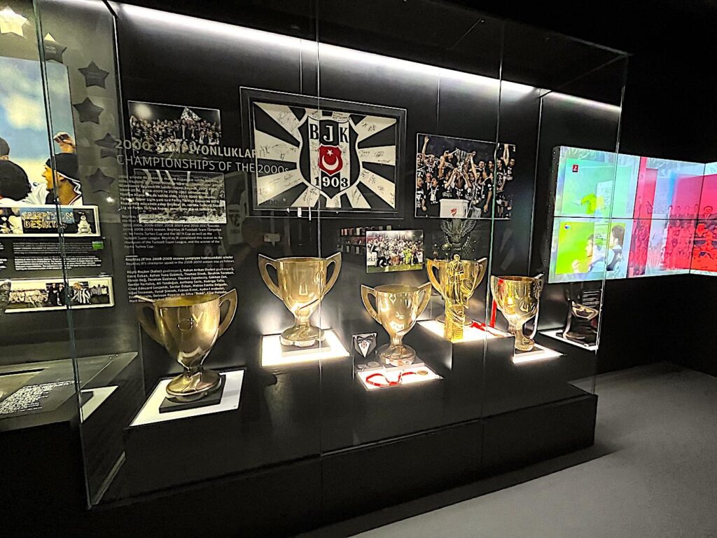 Beşiktaş "Championships of the 2000s"