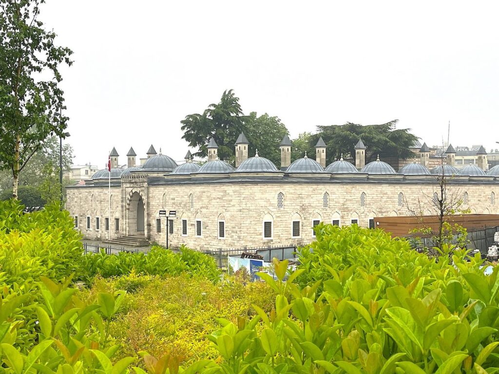 Istanbul Top 10 Mosques - Beyazıt Medrese
