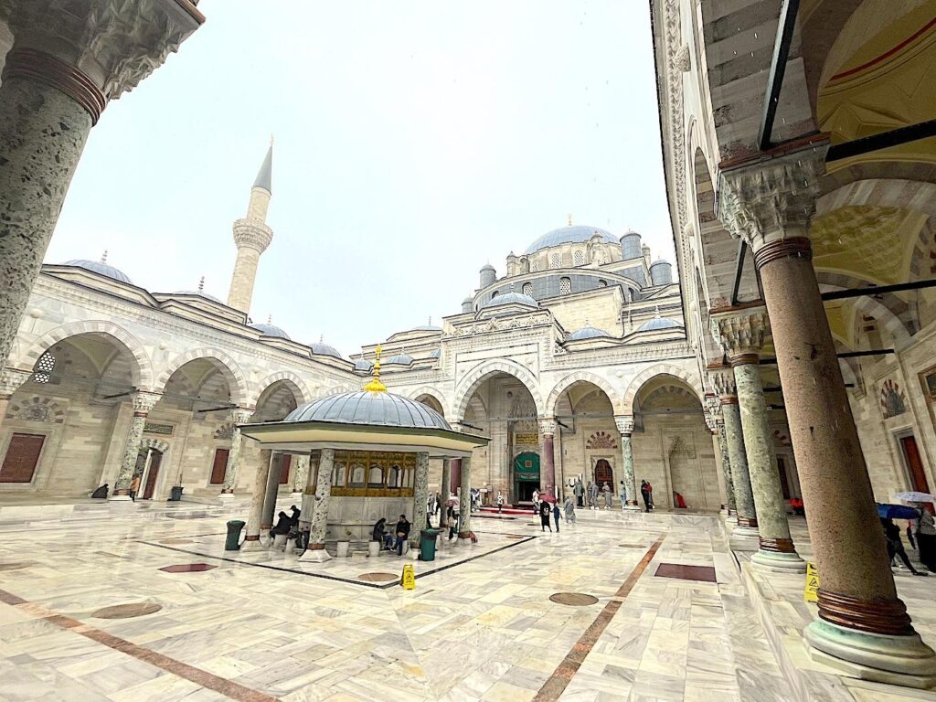 Istanbul Top 10 Mosques - Beyazıt Mosque