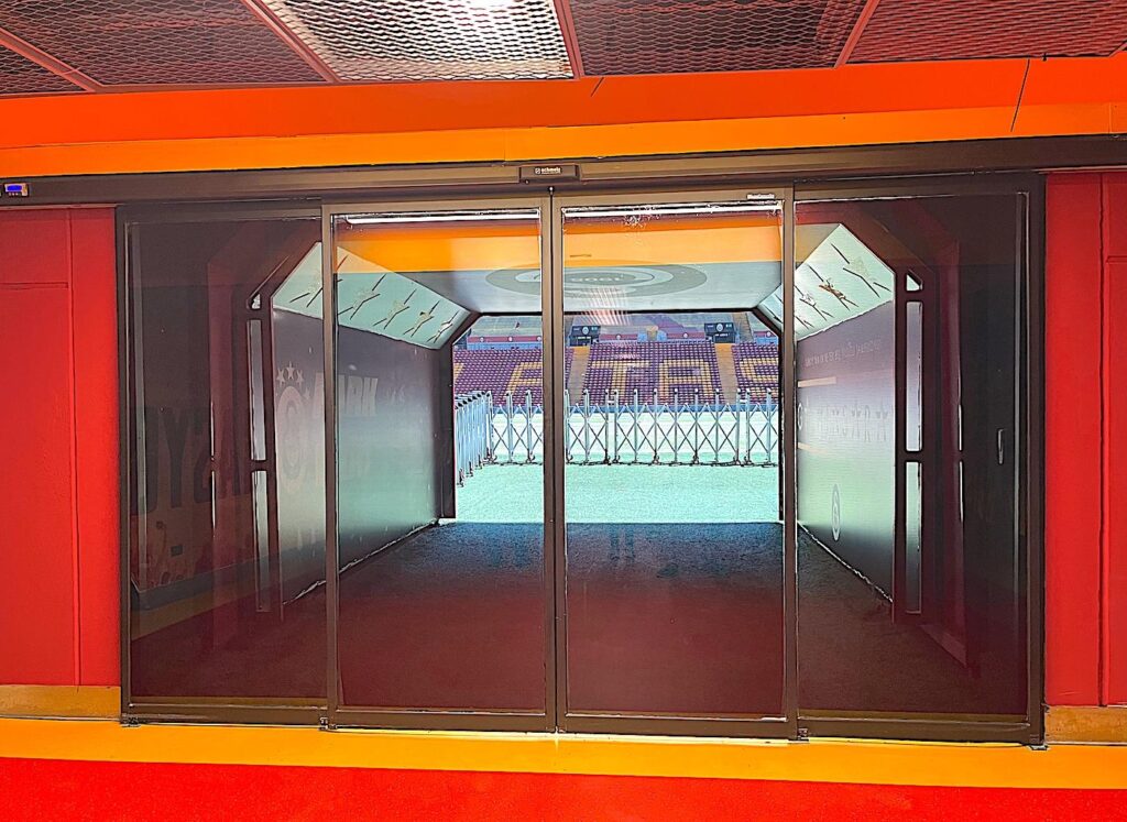 Istanbul Sports Arenas: Galatasaray Pitch Tunnel