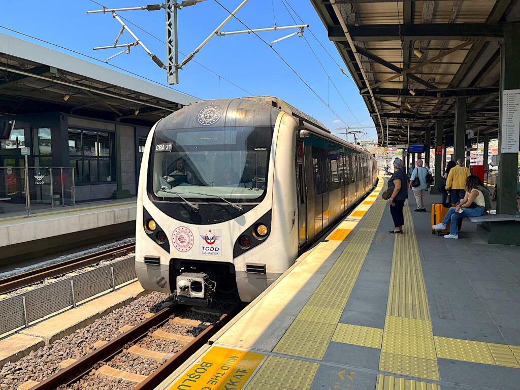 Marmaray Train at Söğütlüçeşme