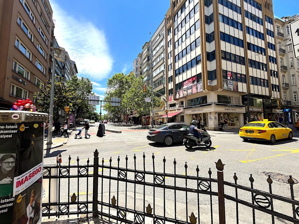 Valikonağı Caddesi Istanbul Shopping Street