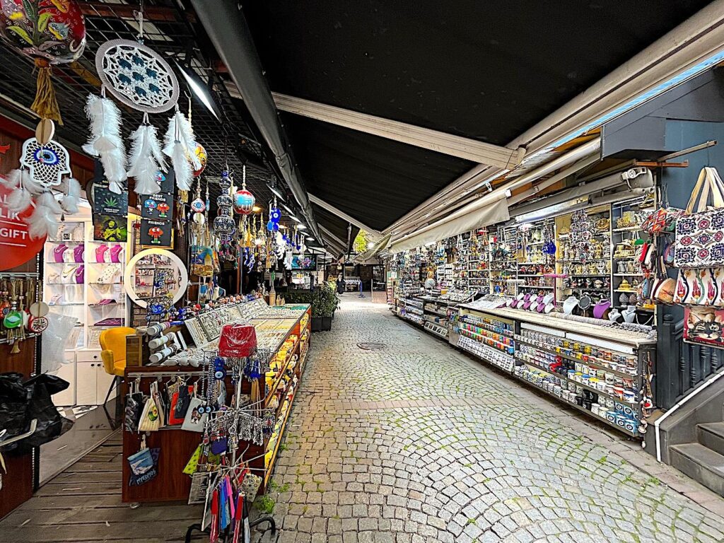 Ortaköy Souvenir Shopping