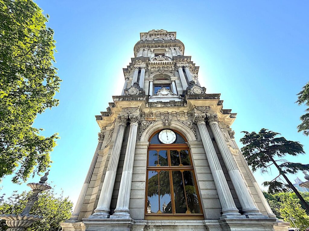 Top 10 Istanbul Historical Sites: Dolmabahçe Palace