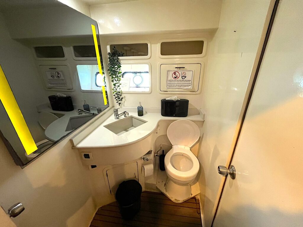 Bosphorus Yacht Tour - Bathroom on Yacht