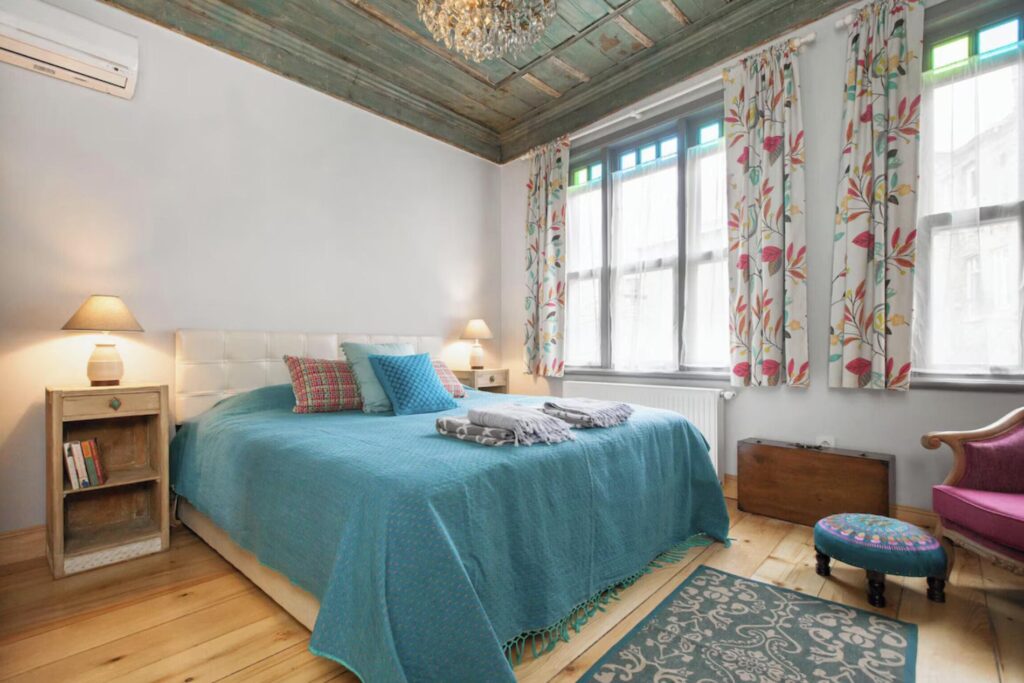 Vacation Rental - Balat Historic 3-Storey House