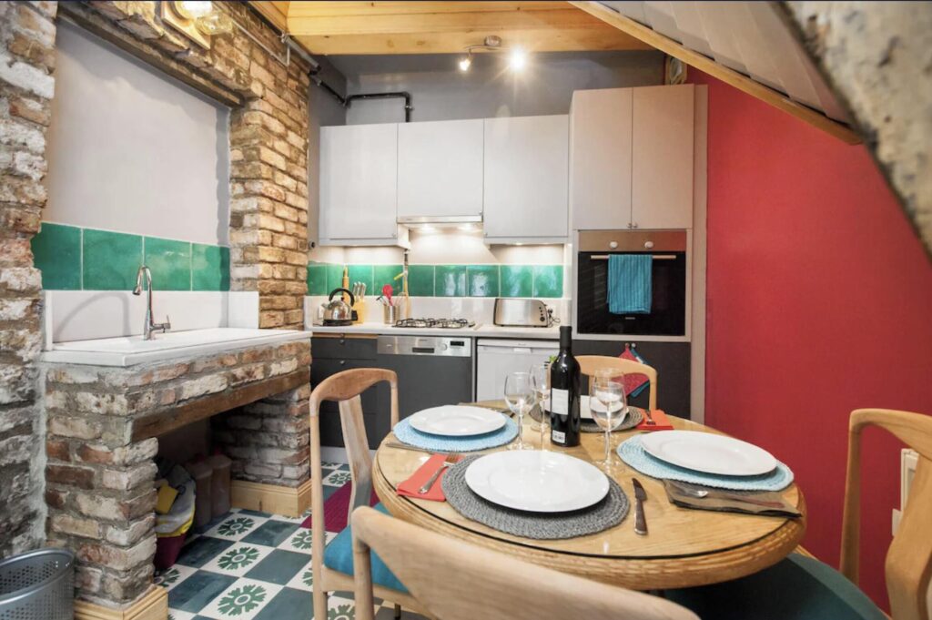 Vacation Rental - Balat Historic 3-Storey House