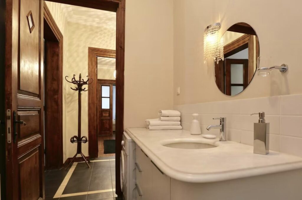 Vacation Rental - Galata 4-Bedroom Apartment