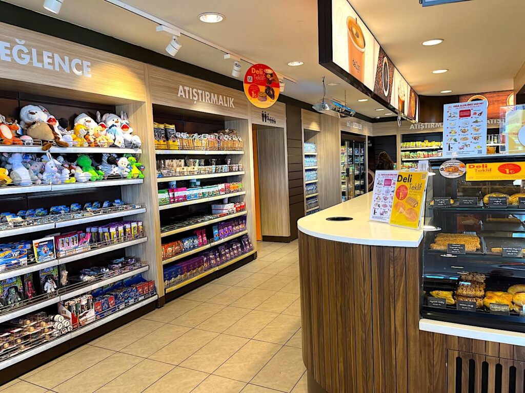 Toilets at on-Route Service Station (Free)