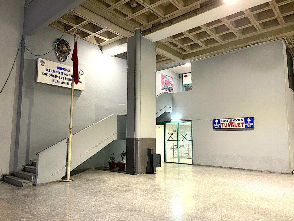 Toilets at İzotaş-İzmir (Cash)